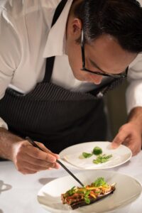 秋の味覚を使った簡単料理のレシピは？
